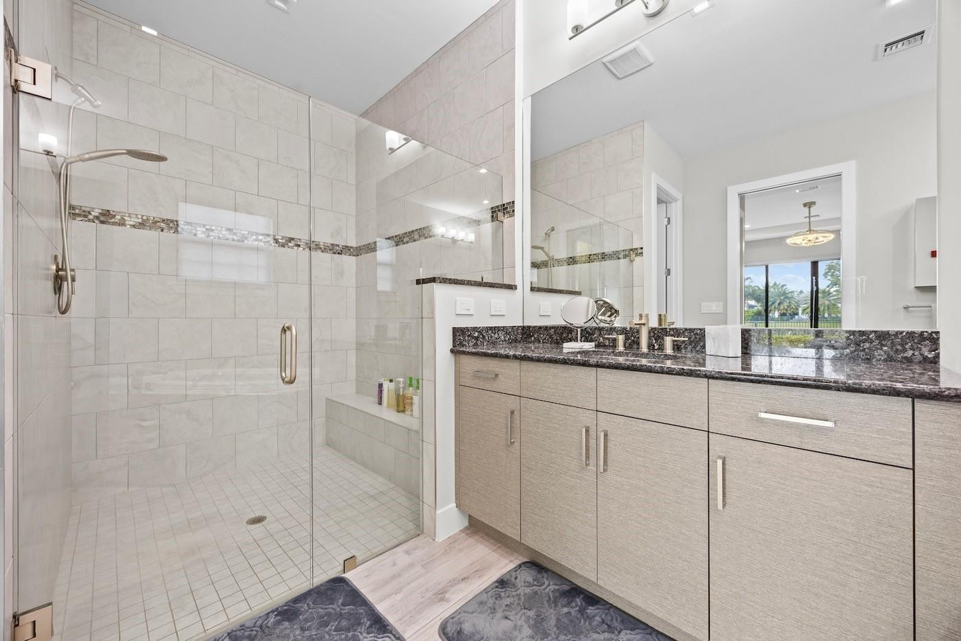 3069 Bellflower Circle