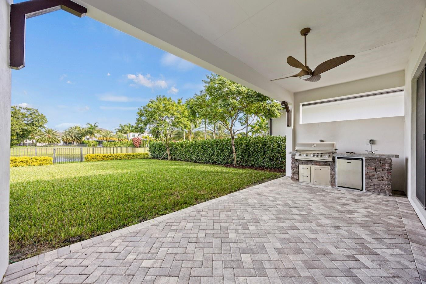 3069 Bellflower Circle