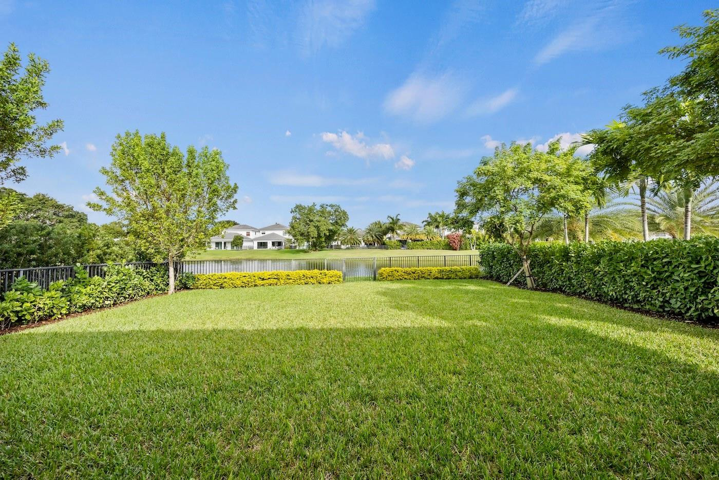 3069 Bellflower Circle