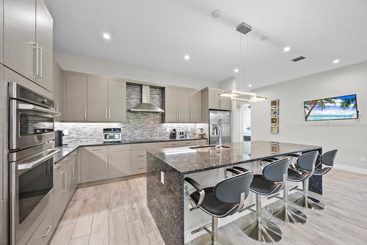 3069 Bellflower Circle