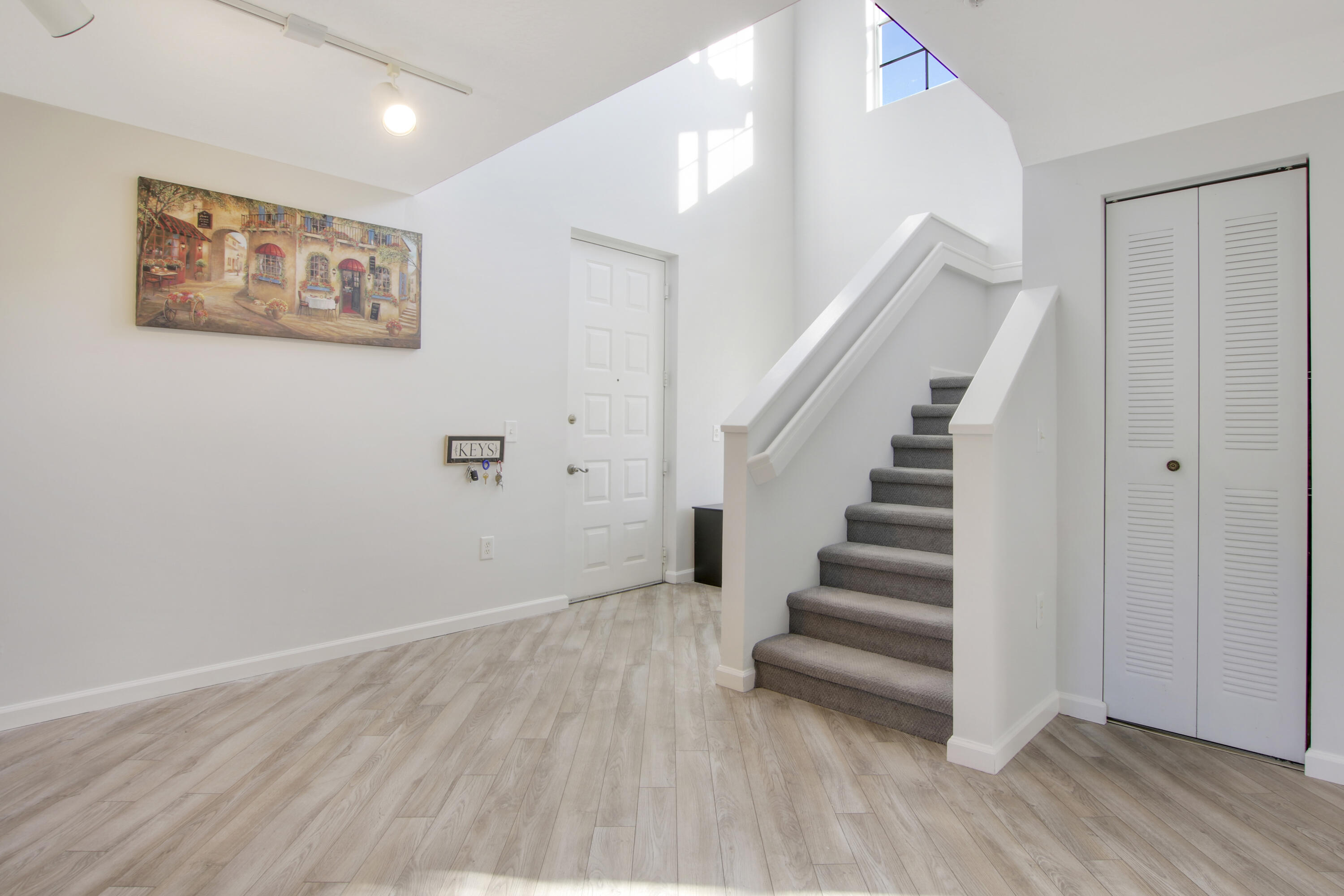 1116 University 24 Boulevard 24