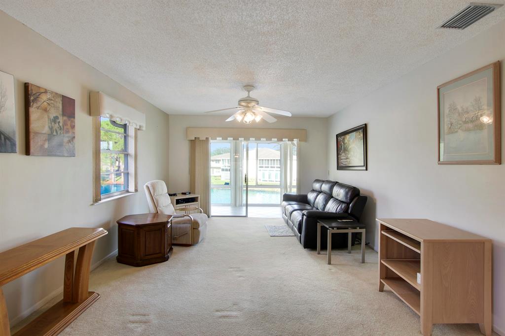 5 Lake Vista Trail 202