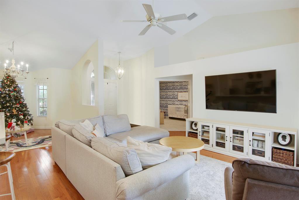 401 Mangrove Point