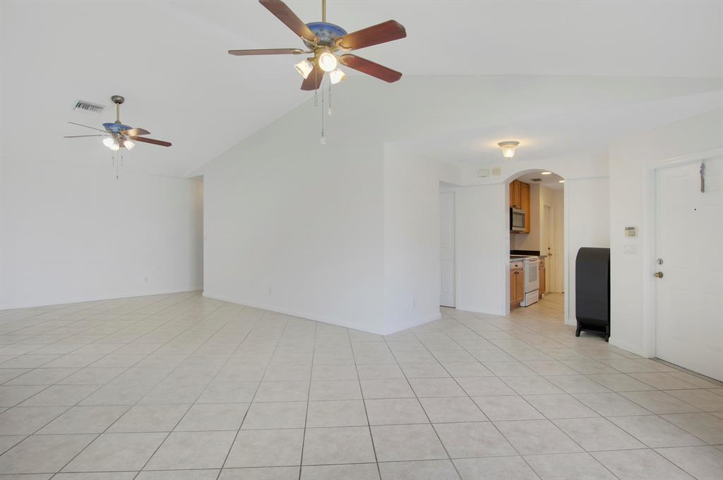 144 Pennock Landing Circle