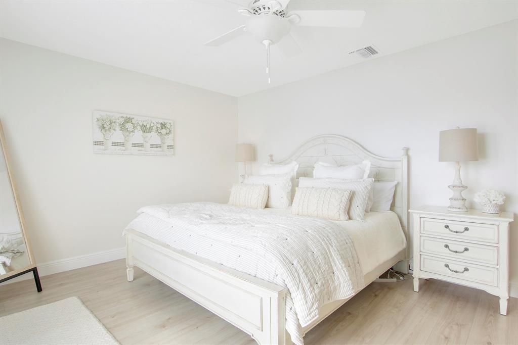 1219 Ocean Dunes Circle