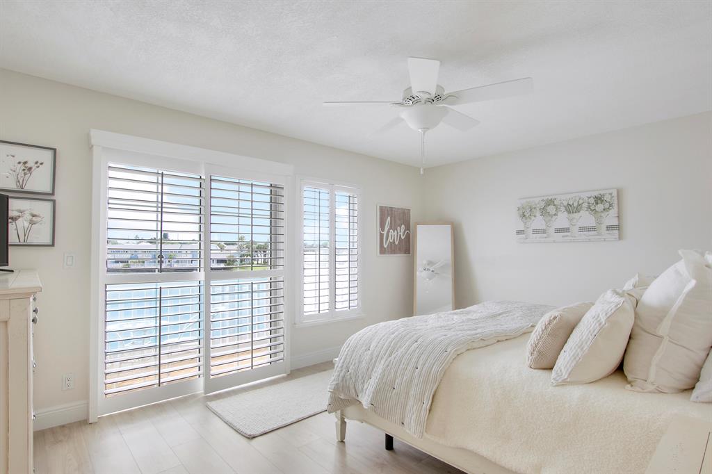 1219 Ocean Dunes Circle