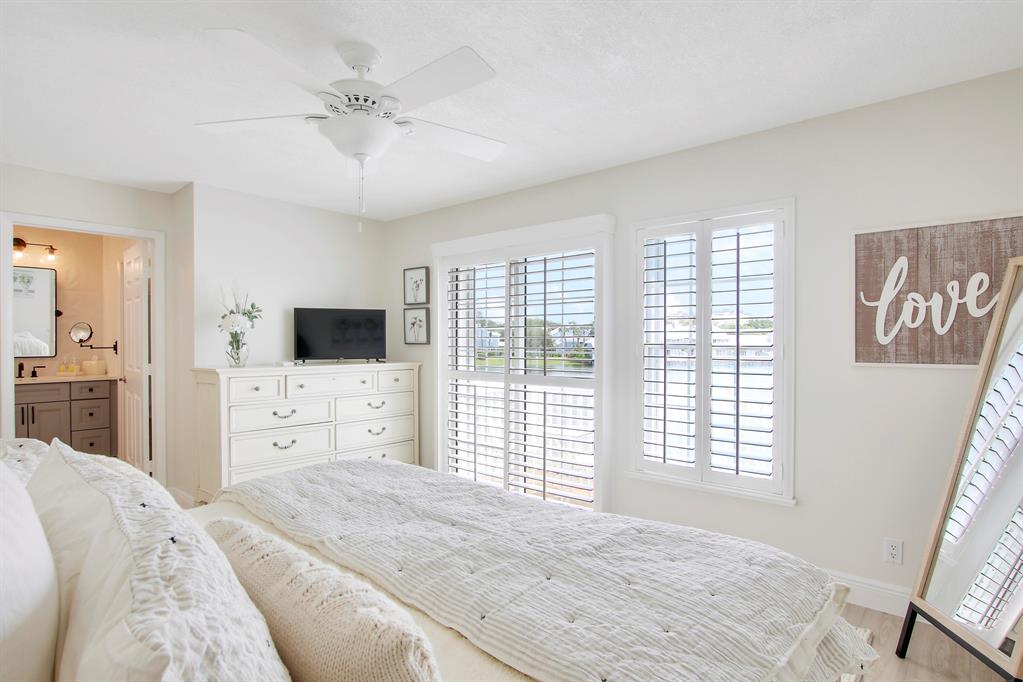 1219 Ocean Dunes Circle