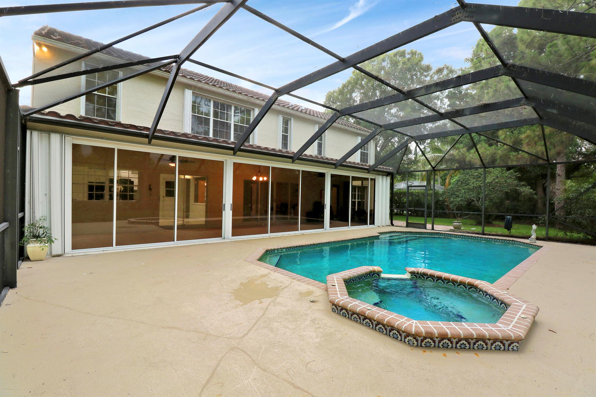 12901 Marsh Pointe Way