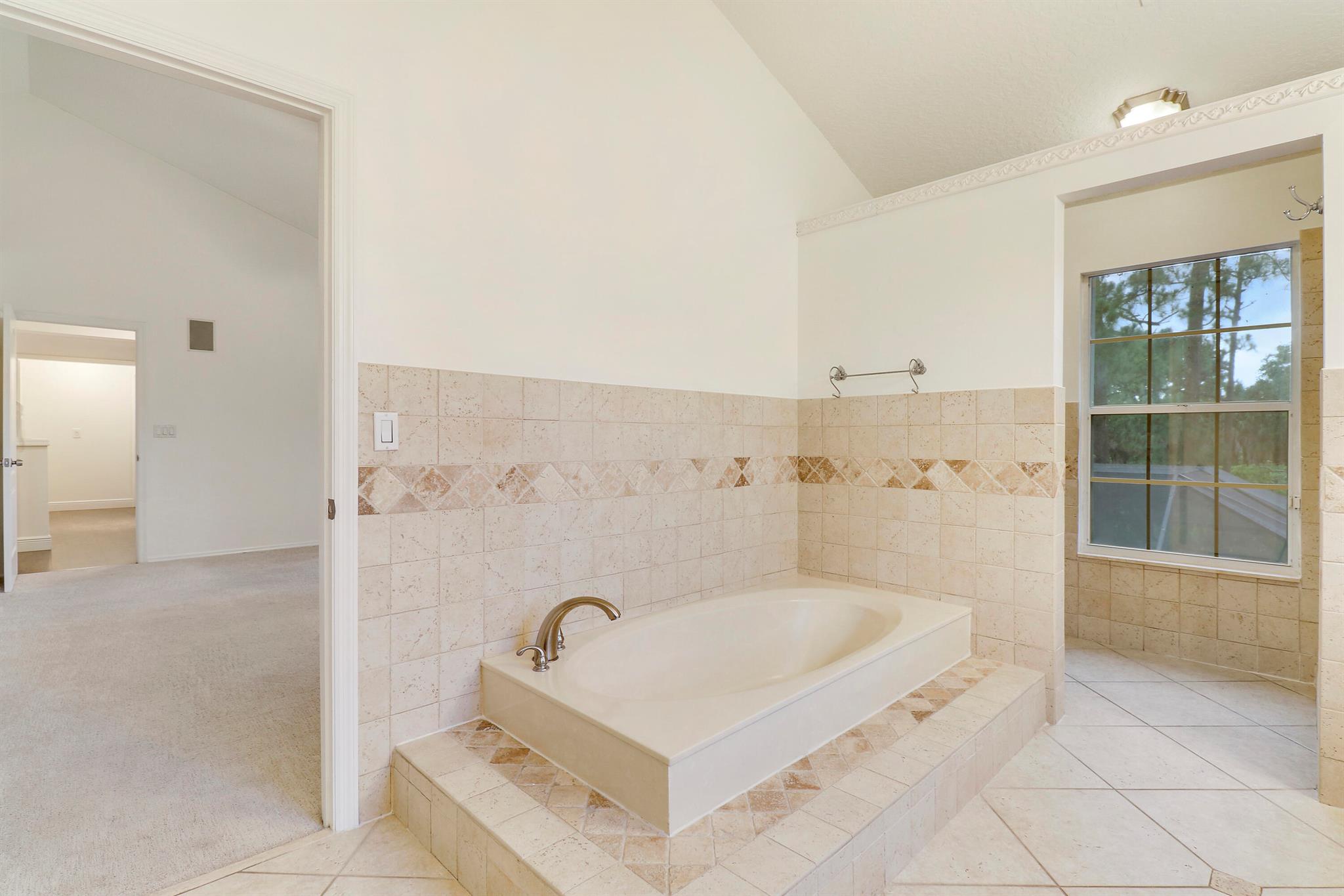 12901 Marsh Pointe Way