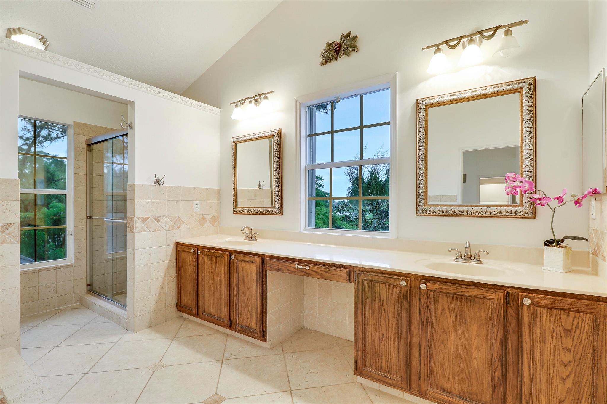 12901 Marsh Pointe Way