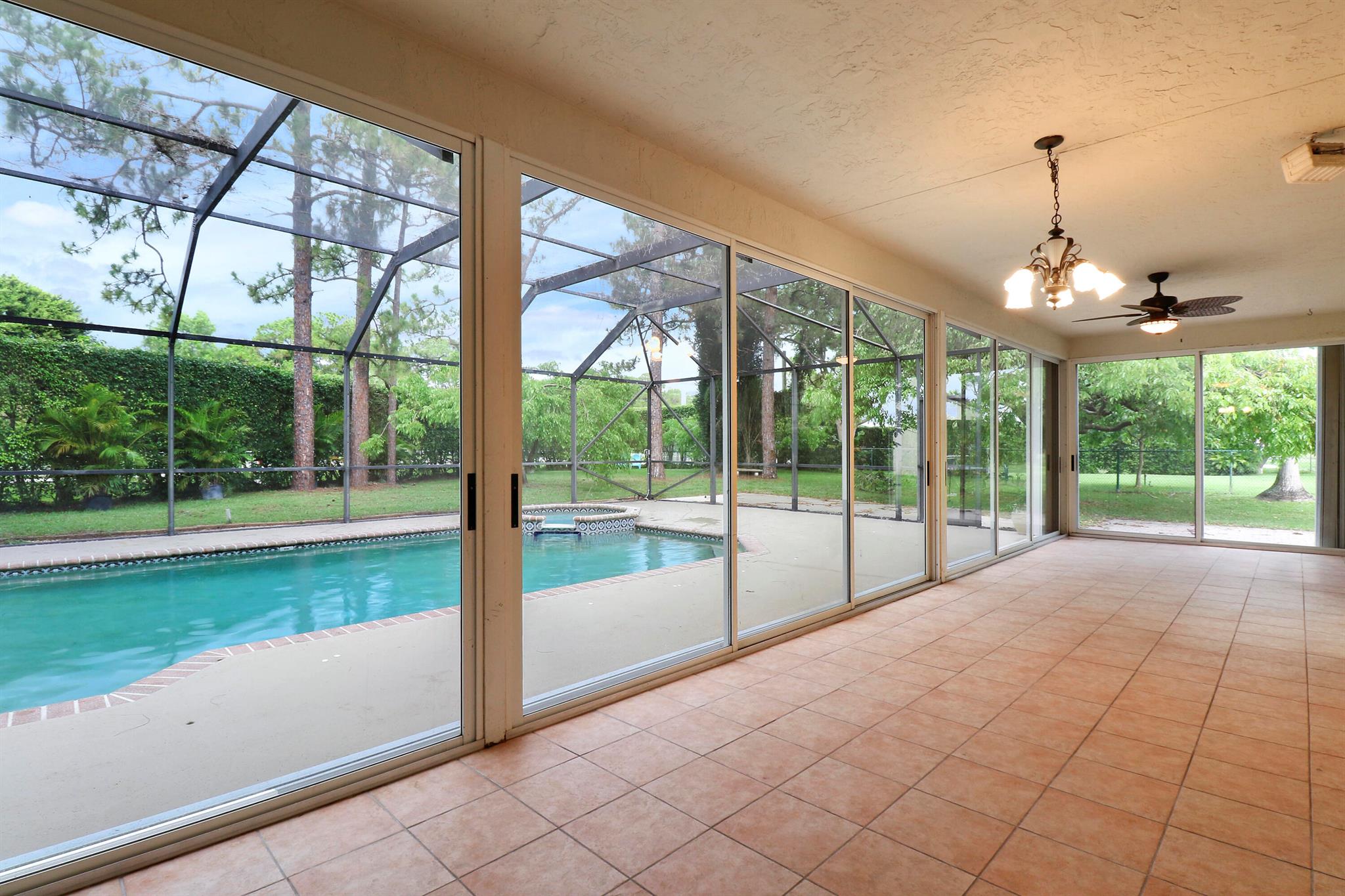 12901 Marsh Pointe Way