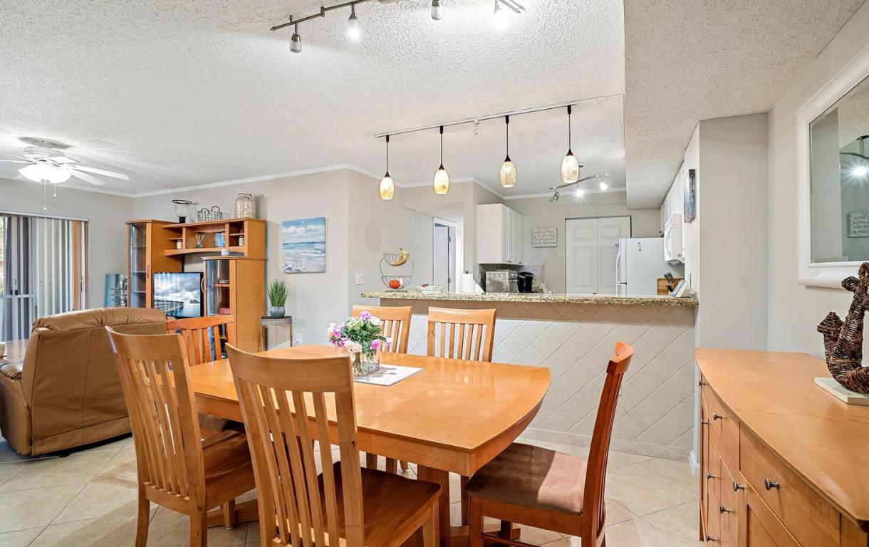 266 Village Boulevard 6102