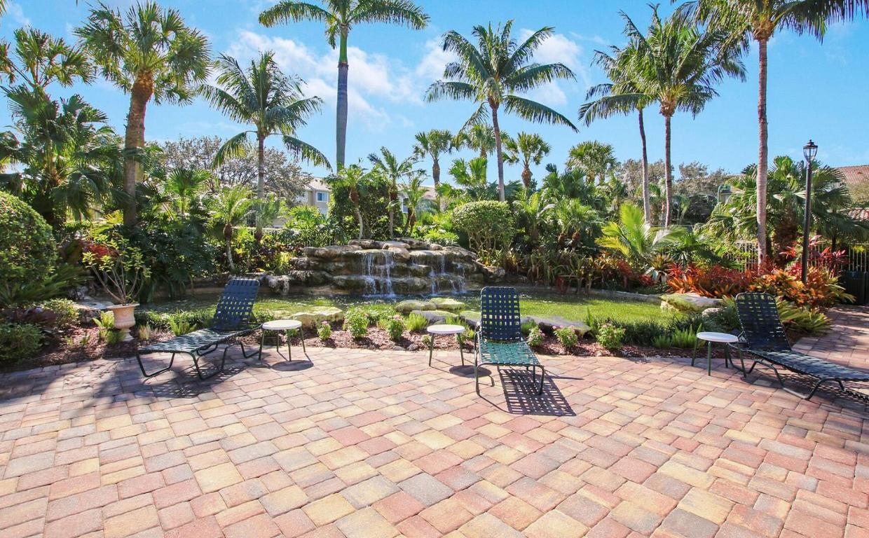 266 Village Boulevard 6102