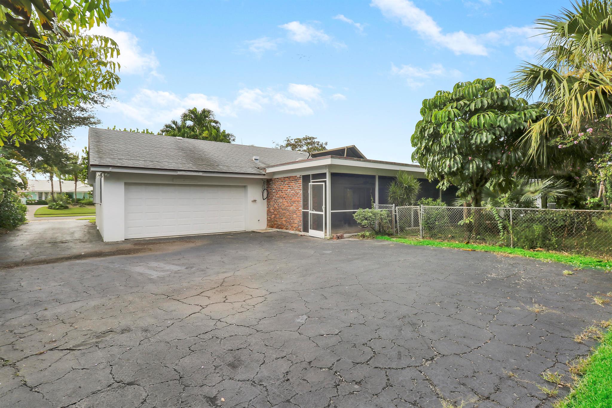 504 Greenway Drive