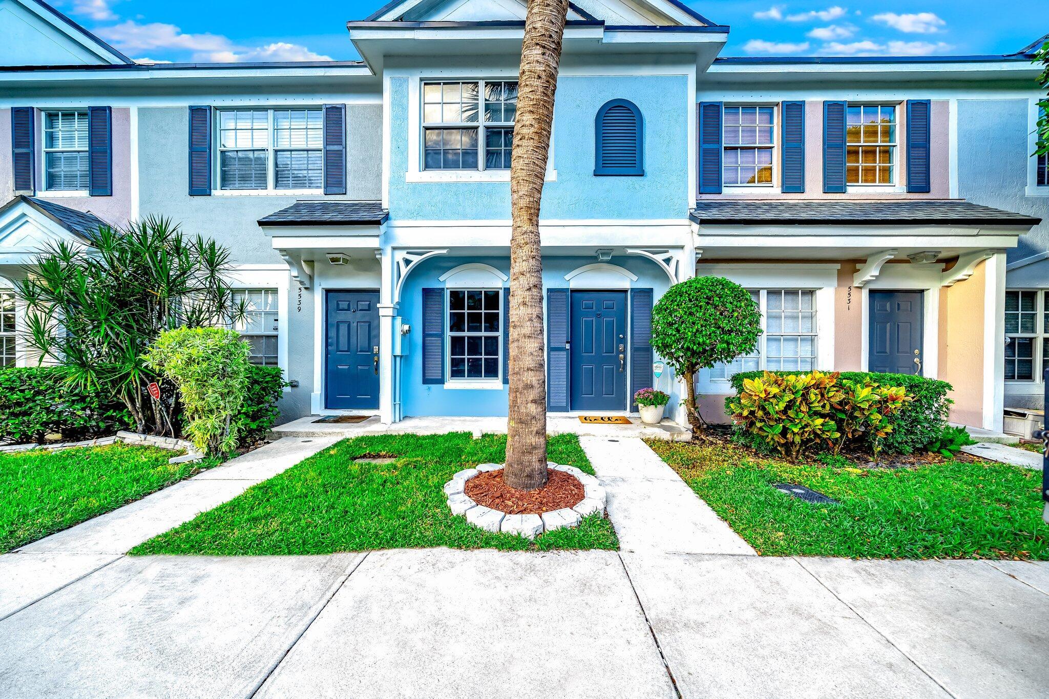 5535 Pageant Place 14