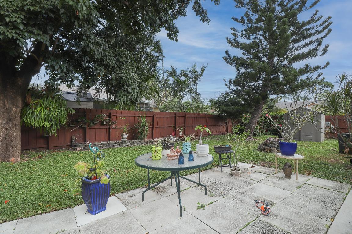 107 Greenbriar Drive