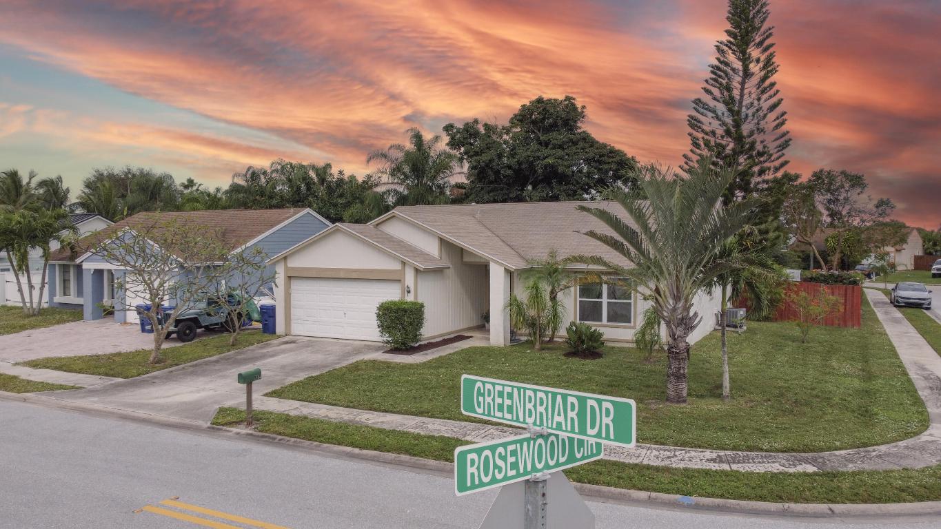 107 Greenbriar Drive
