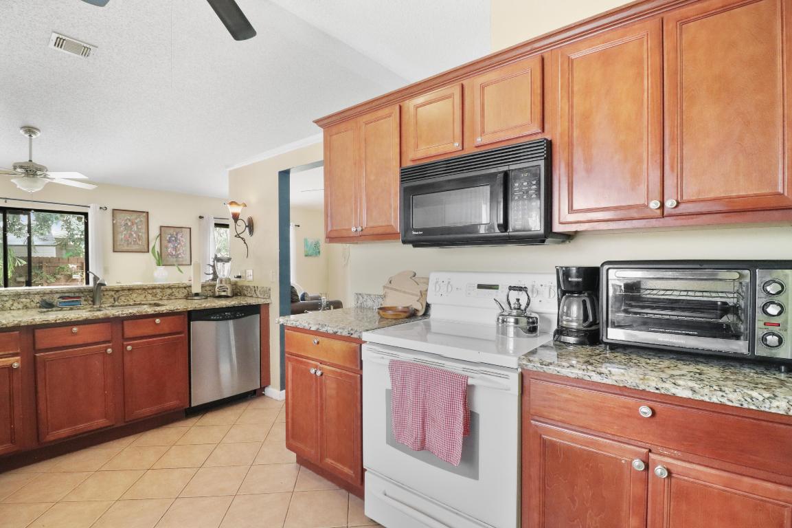 107 Greenbriar Drive