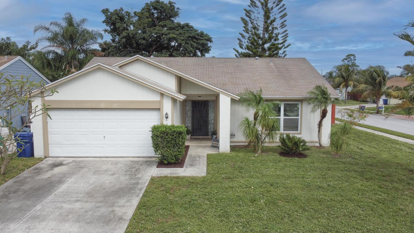 107 Greenbriar Drive