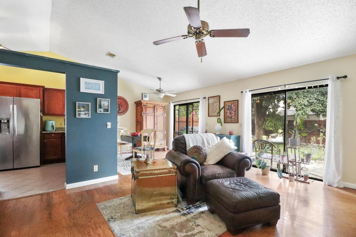 107 Greenbriar Drive