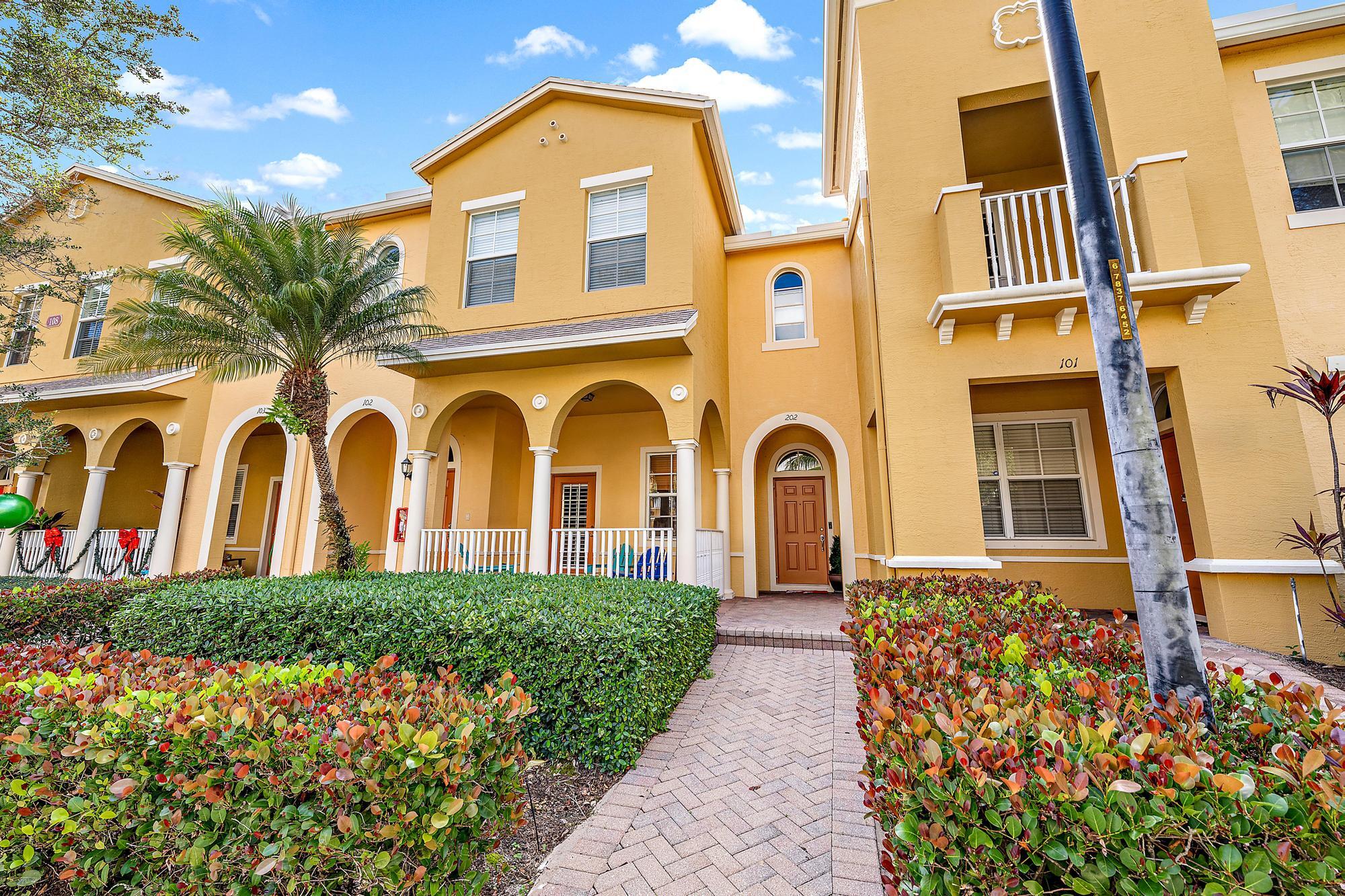 108 W West Pigeon Plum Drive 202
