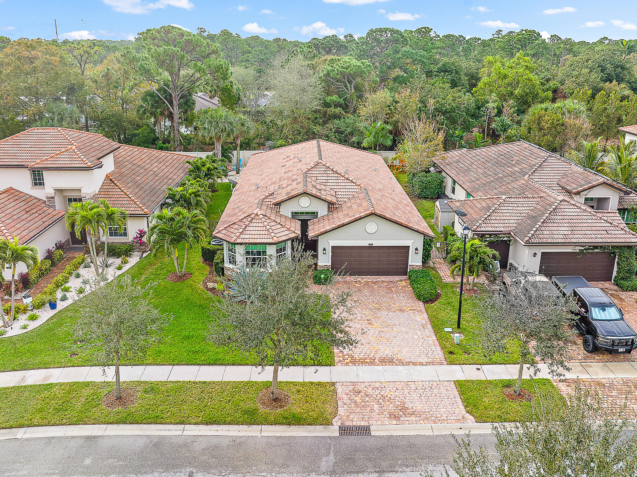 7146 Limestone Cay Road