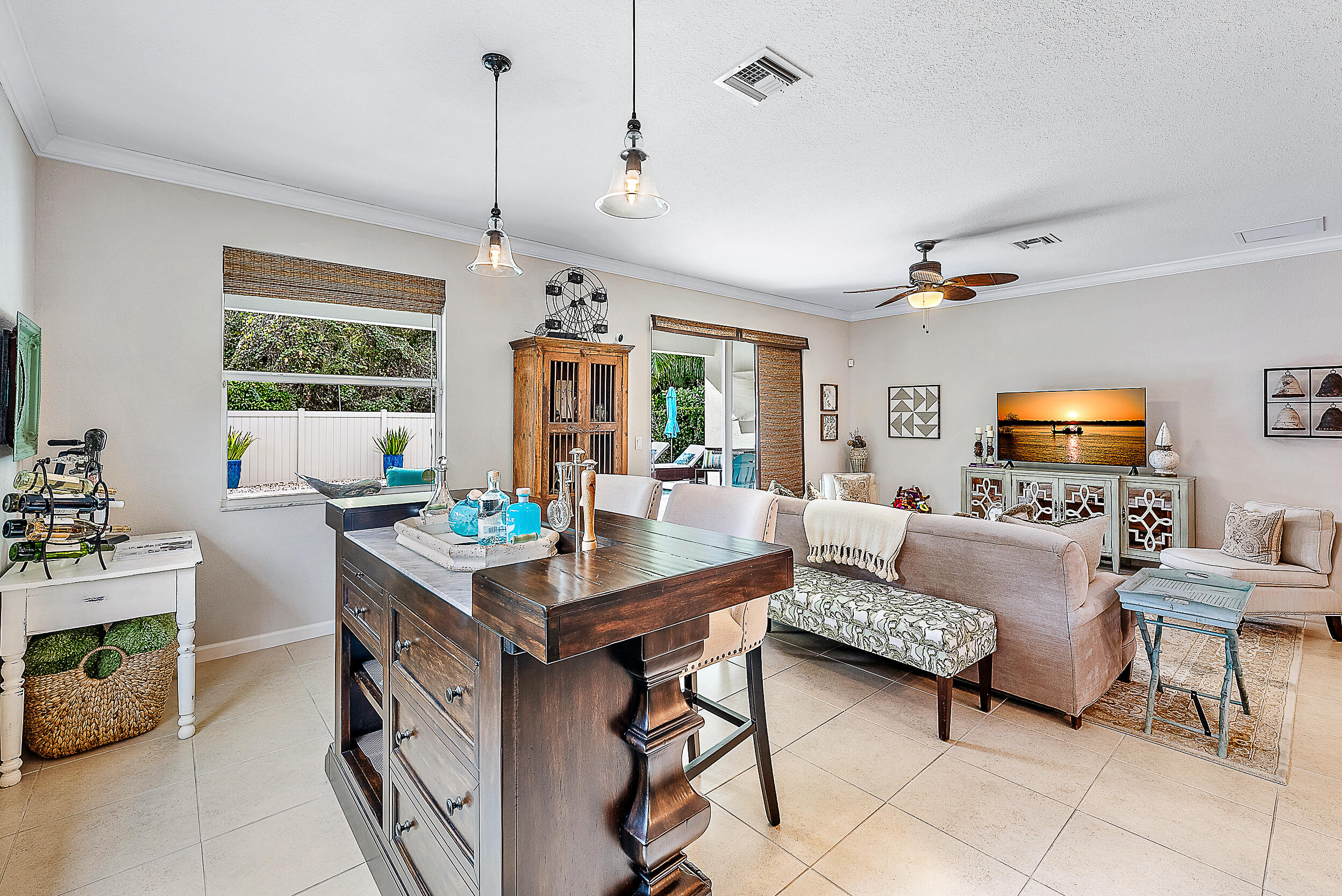 7146 Limestone Cay Road