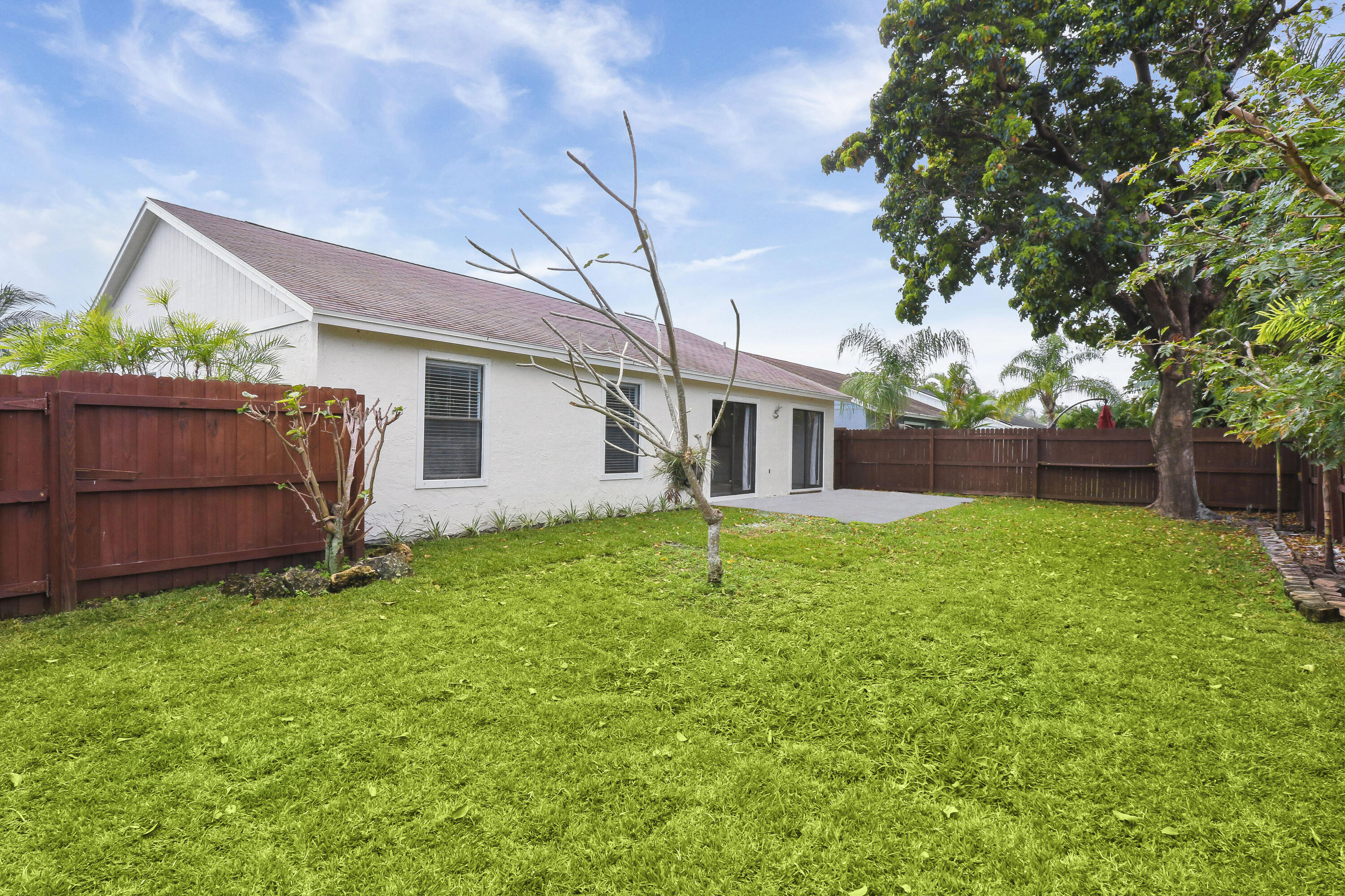 107 Greenbriar Drive Drive