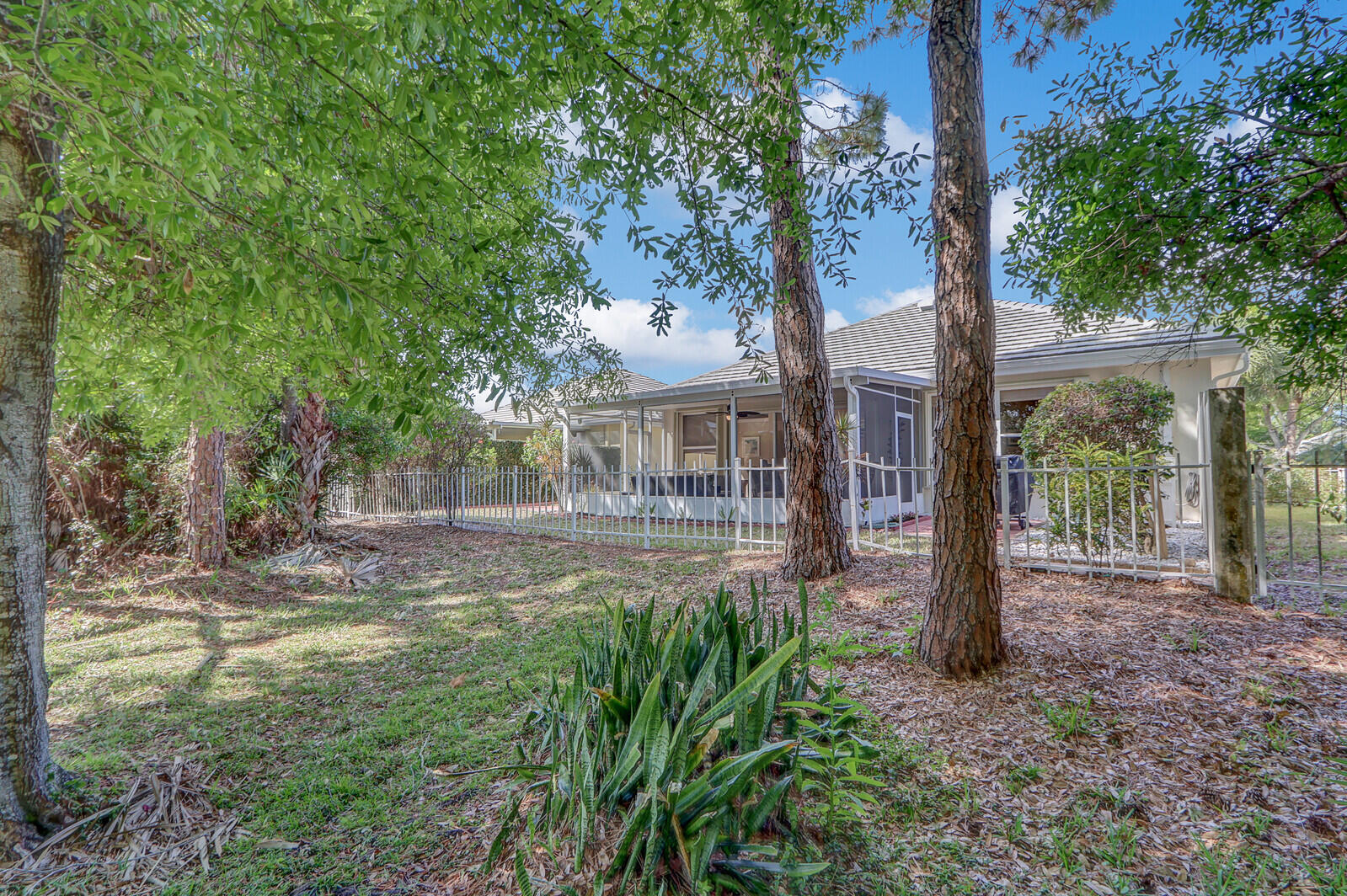 7499 SE Bay Cedar Circle