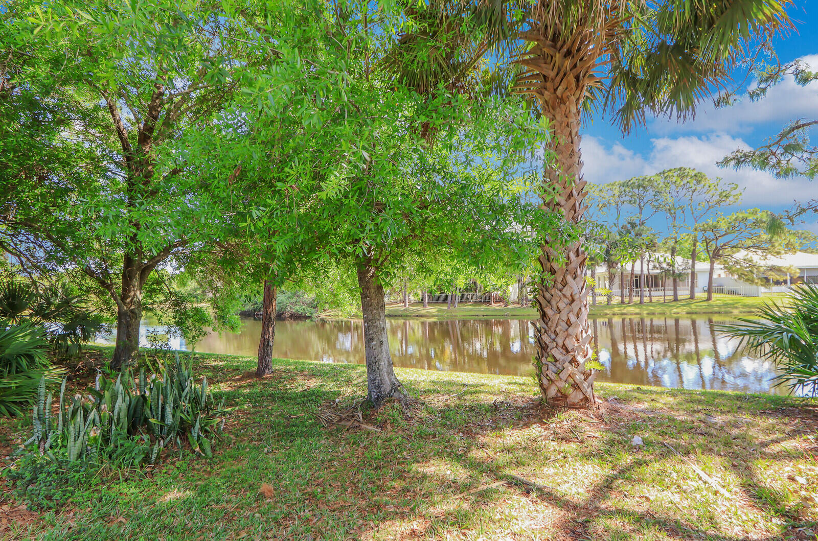 7499 SE Bay Cedar Circle