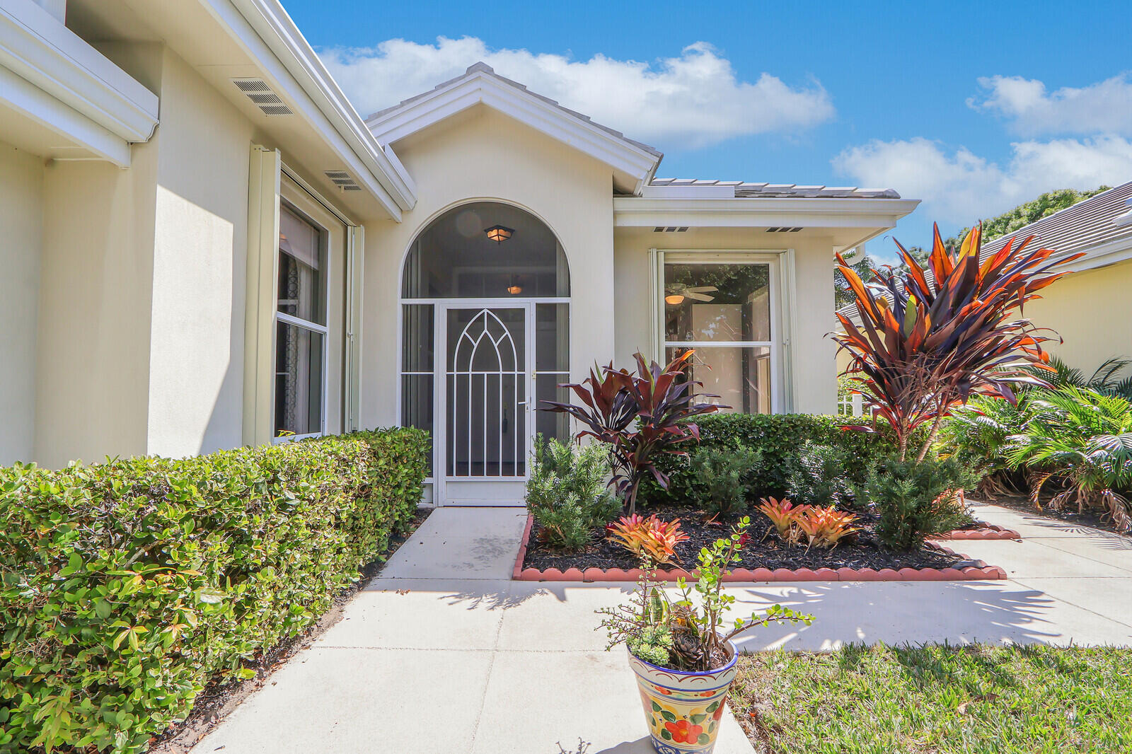 7499 SE Bay Cedar Circle