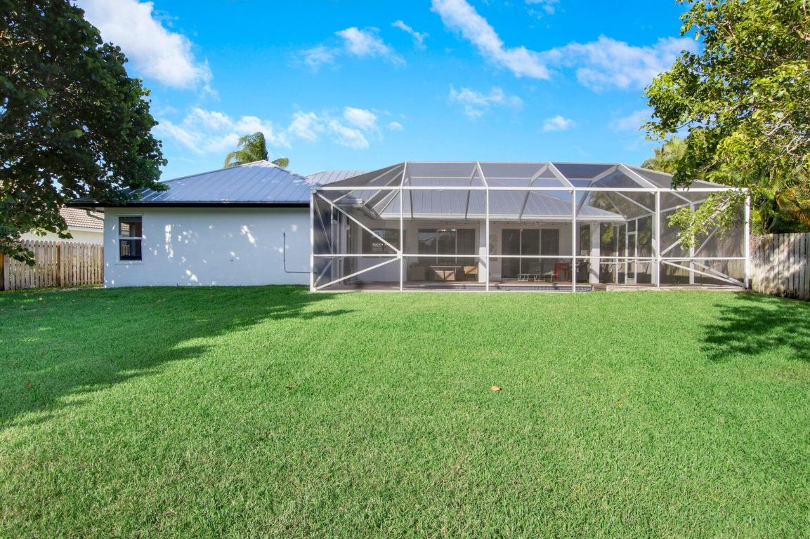 519 N Cypress Drive