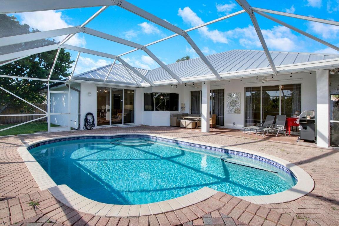 519 N Cypress Drive