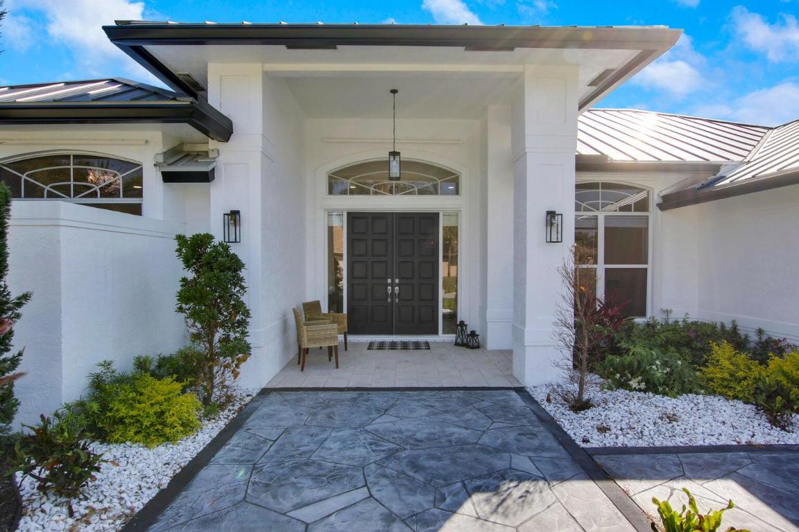 519 N Cypress Drive