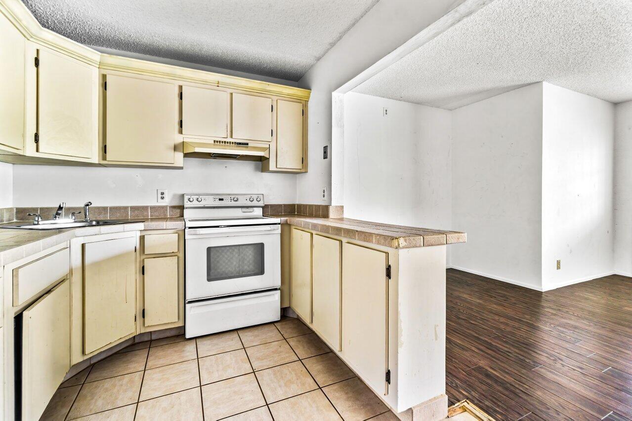 337 Knotty Pine Circle A-2