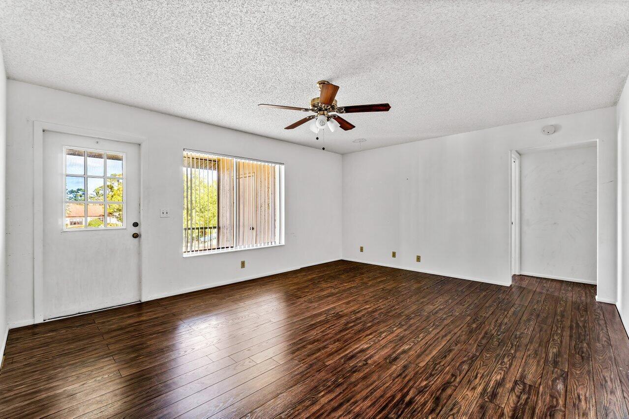 337 Knotty Pine Circle A-2