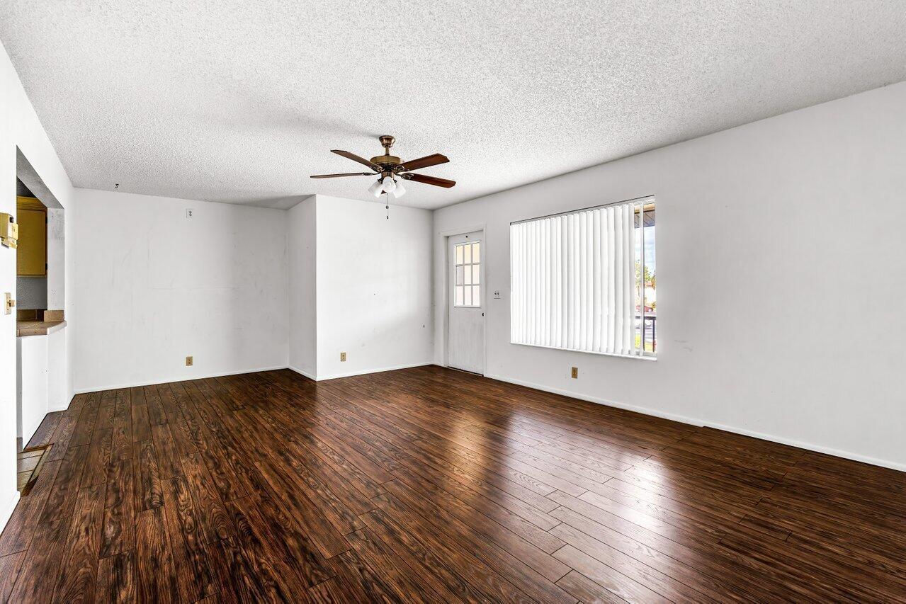 337 Knotty Pine Circle A-2