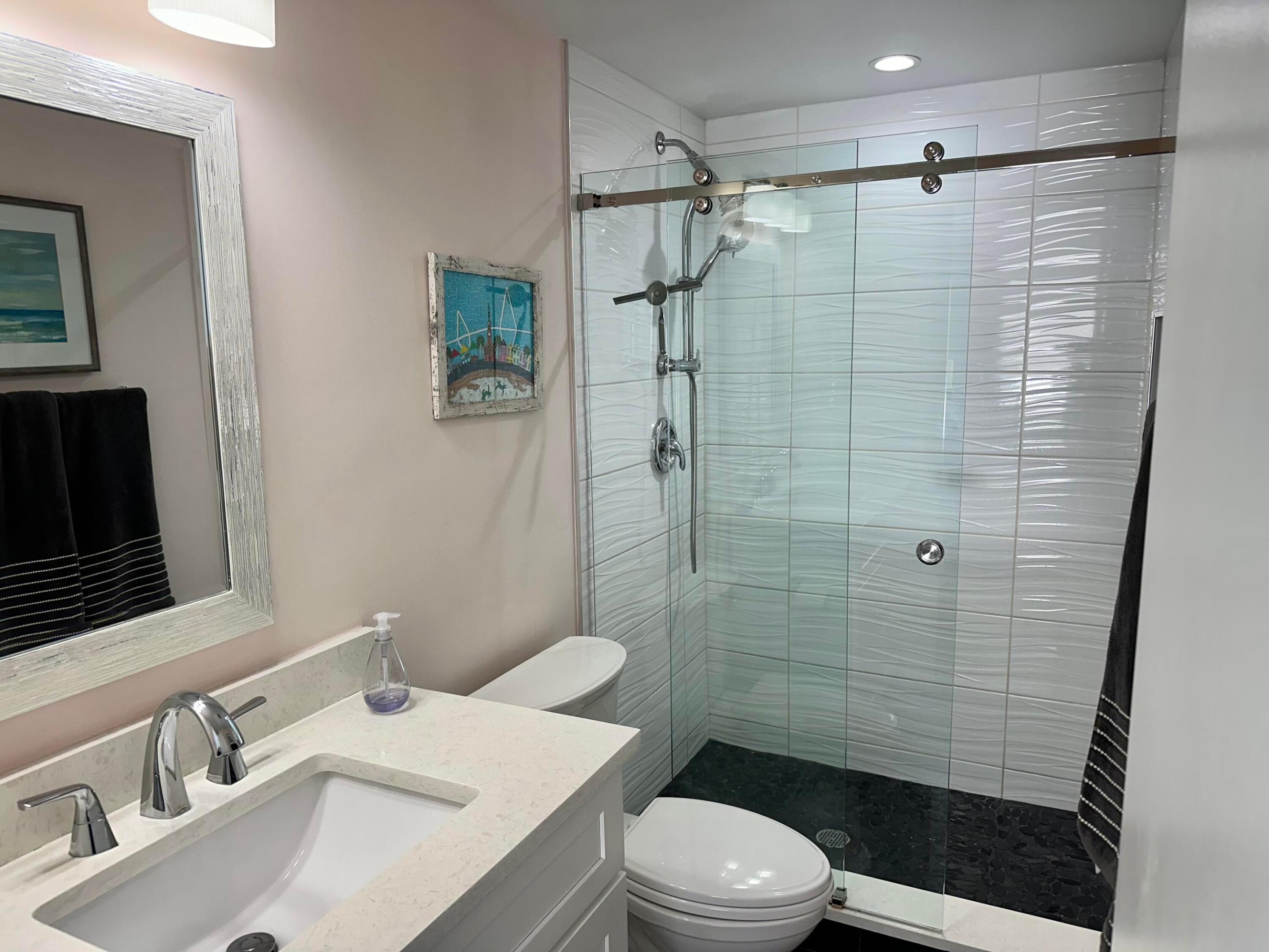 52 Yacht Club Drive 402