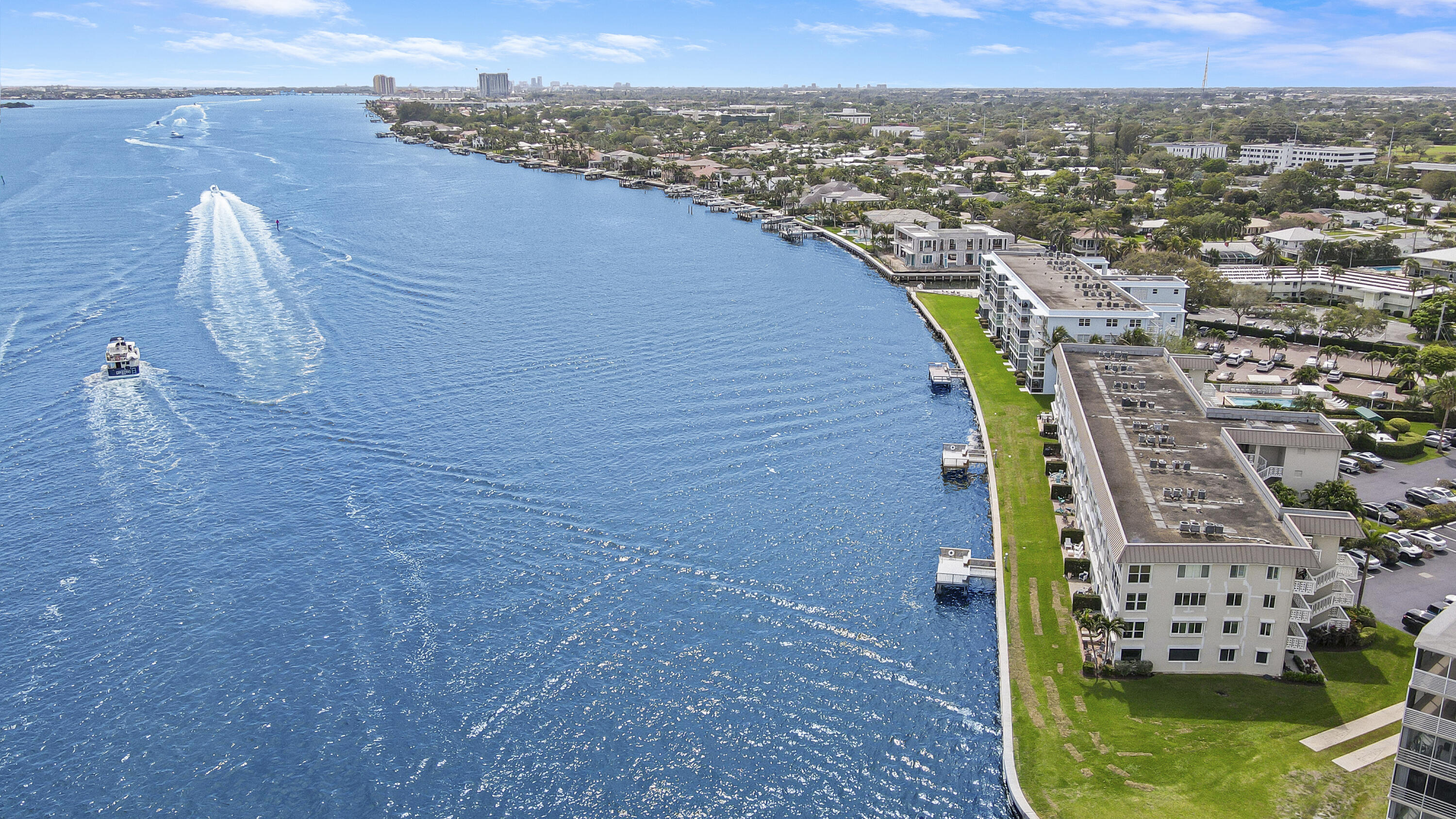 52 Yacht Club Drive 402