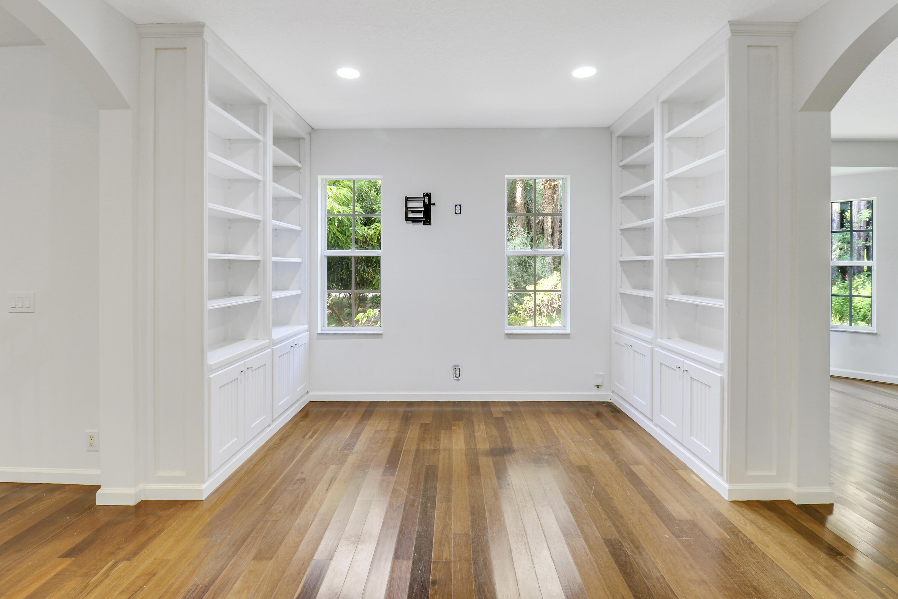 8259 154th Court N
