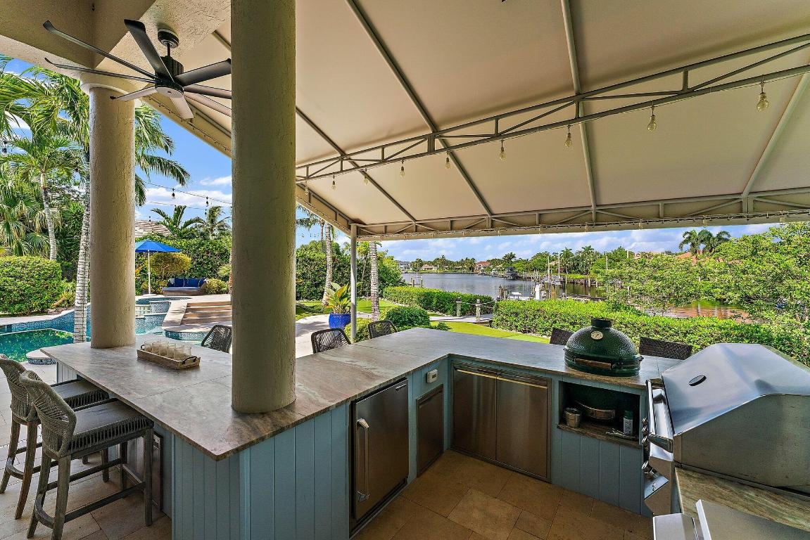 18808 SE Windward Island Lane