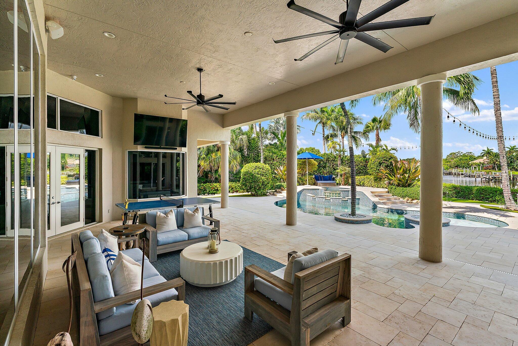 18808 SE Windward Island Lane