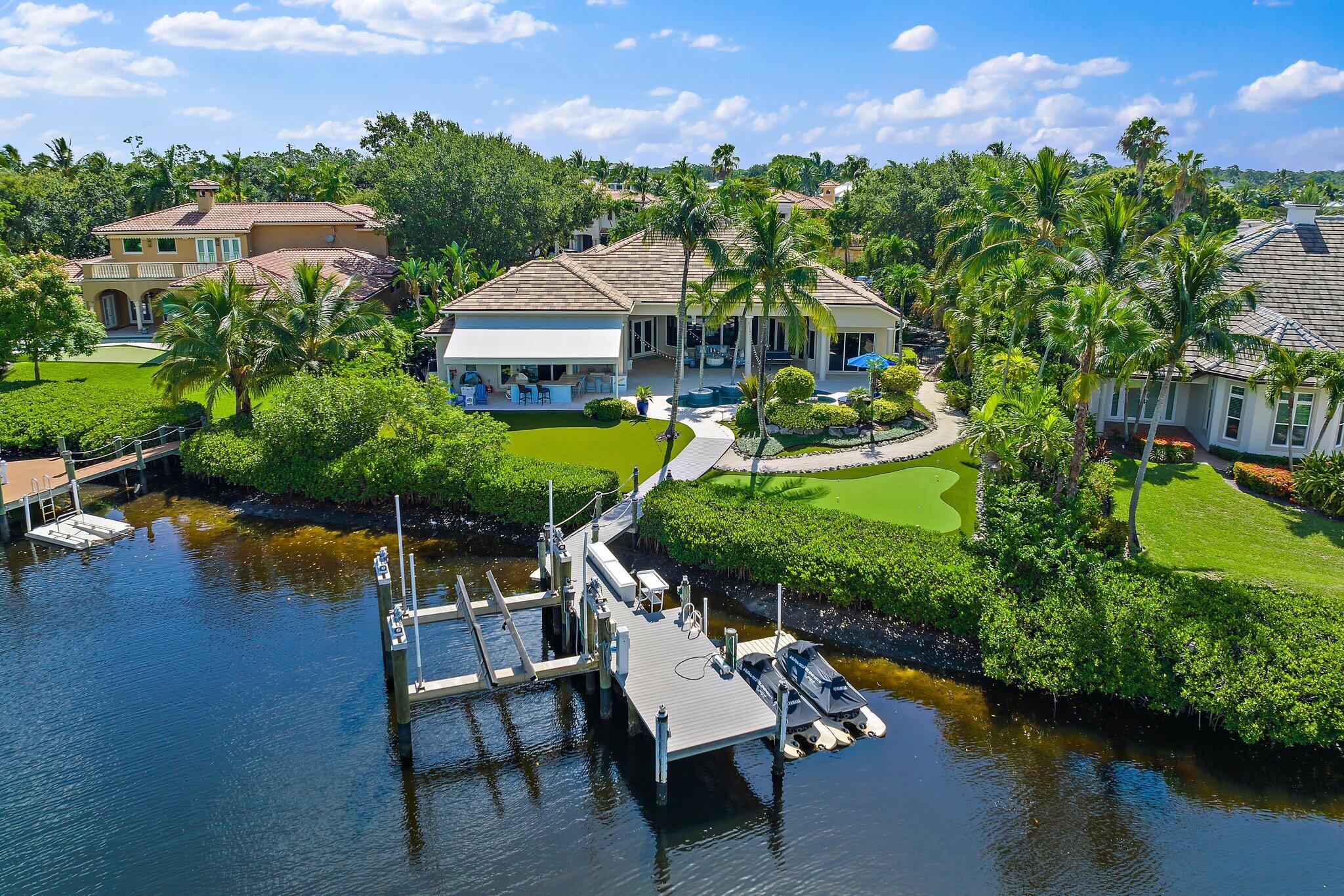18808 SE Windward Island Lane