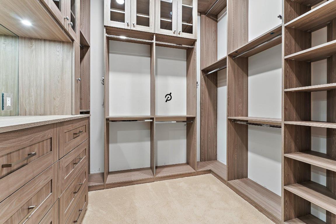 18808 SE Windward Island Lane