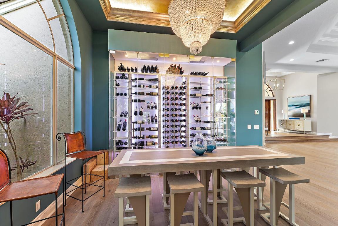 18808 SE Windward Island Lane