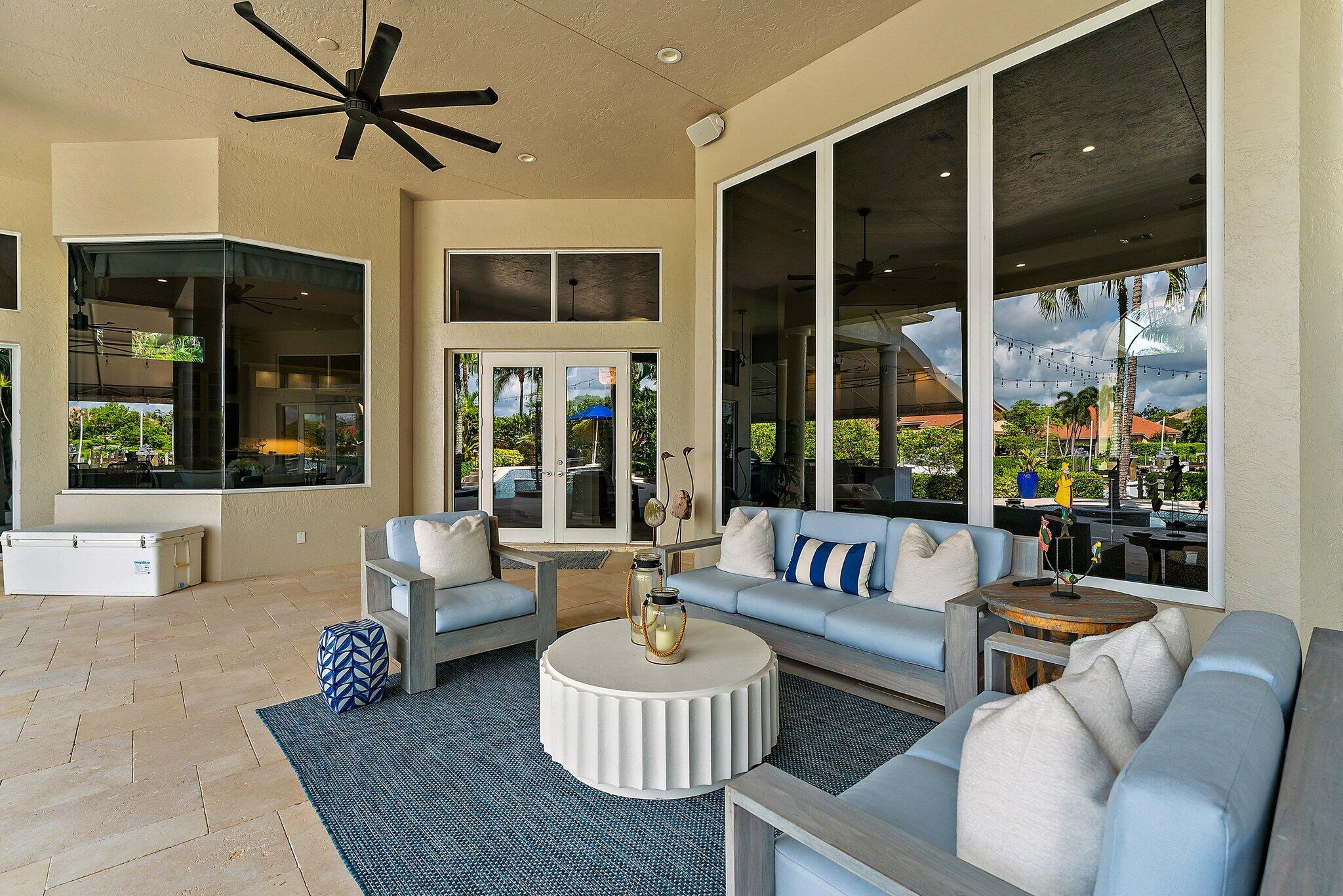 18808 SE Windward Island Lane