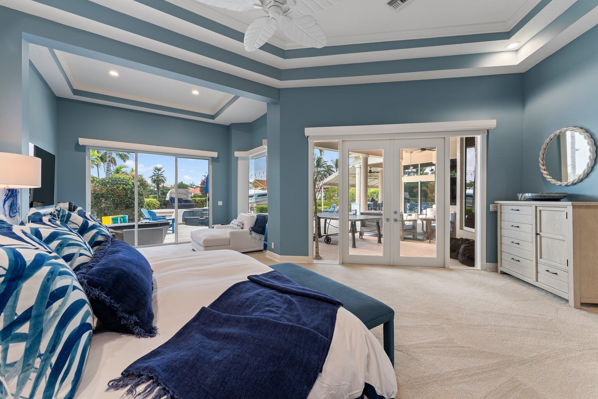 18808 SE Windward Island Lane