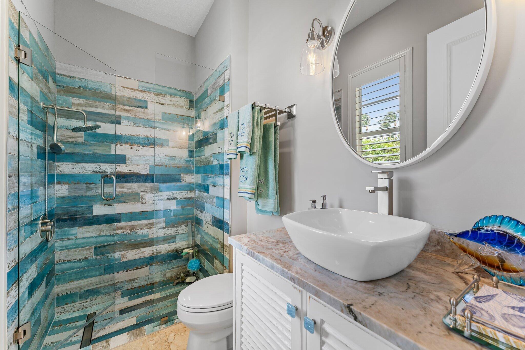 18808 SE Windward Island Lane