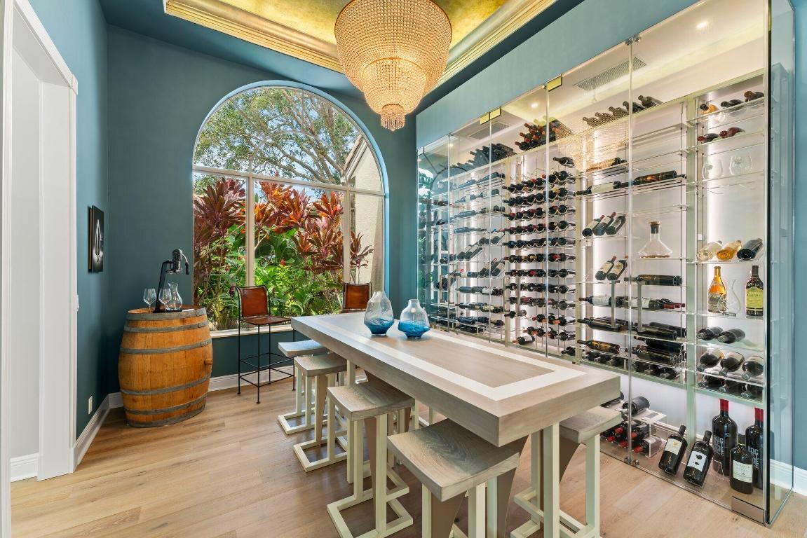 18808 SE Windward Island Lane