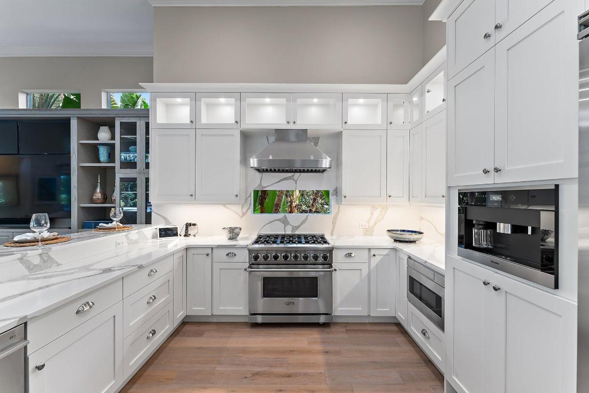 18808 SE Windward Island Lane